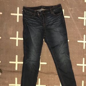 Chico’s skinny jeans size 2.5 dark wash